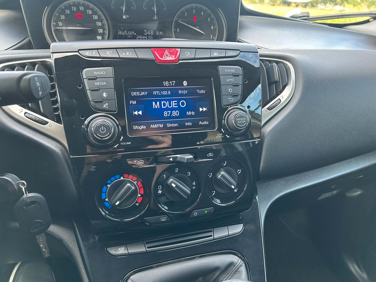 Lancia Ypsilon 1.2 69CV Platinum - 29.000KM