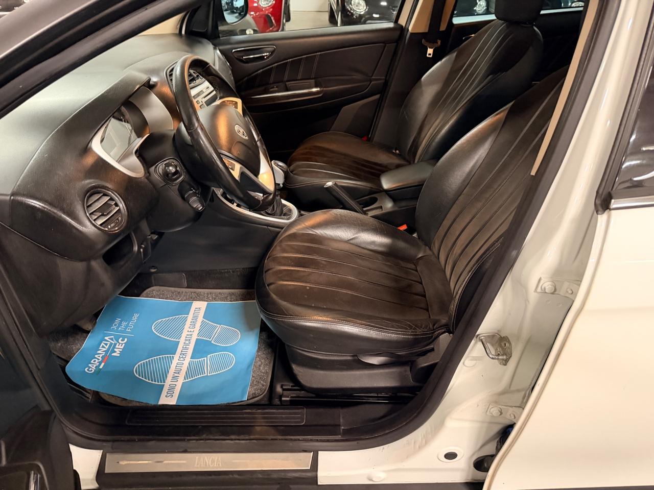 Lancia Delta 1.4 T-Jet 120 CV Platino Ecochic GPL