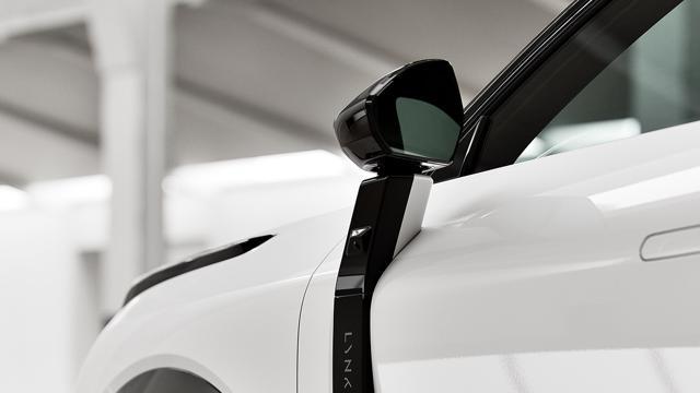 LYNK & CO 08 1.5 Plug-in Hybrid CORE AUTOMATICA