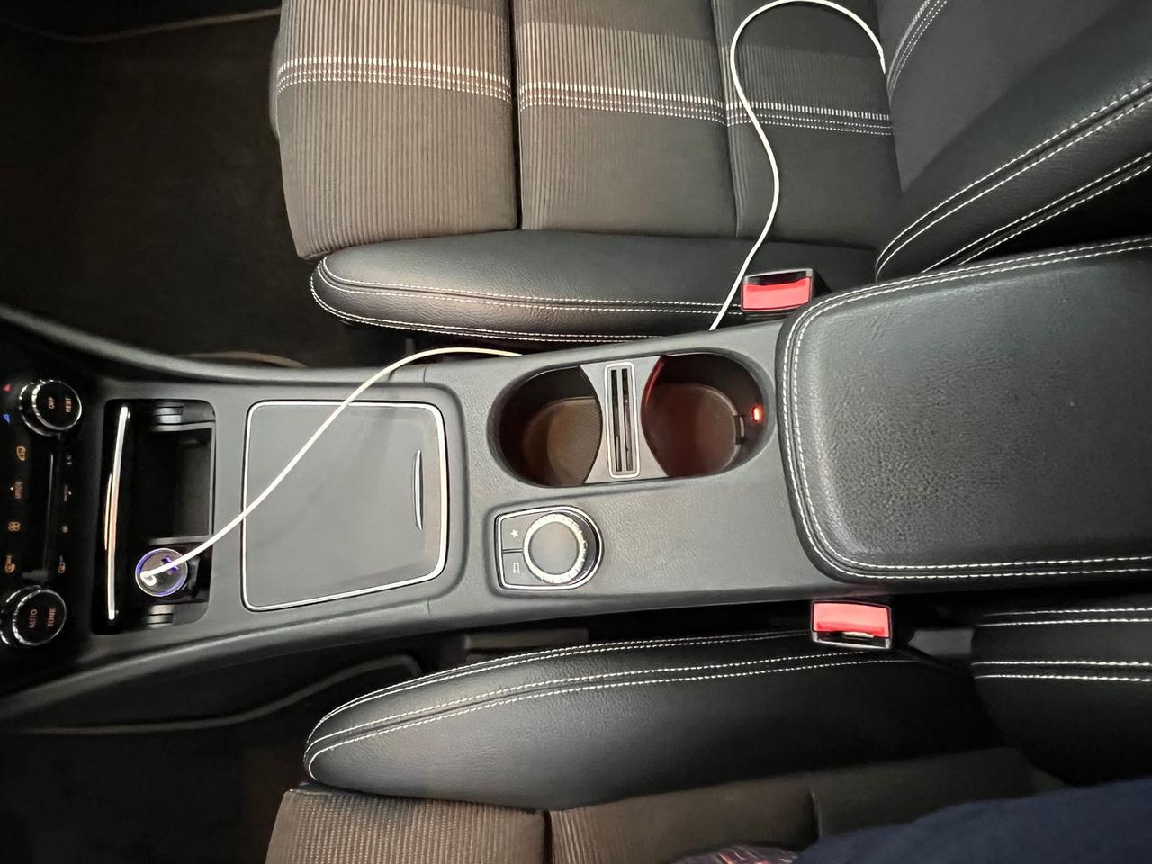 Mercedes-Benz GLA 180 CDI Sport Plus GLA 180 #7898