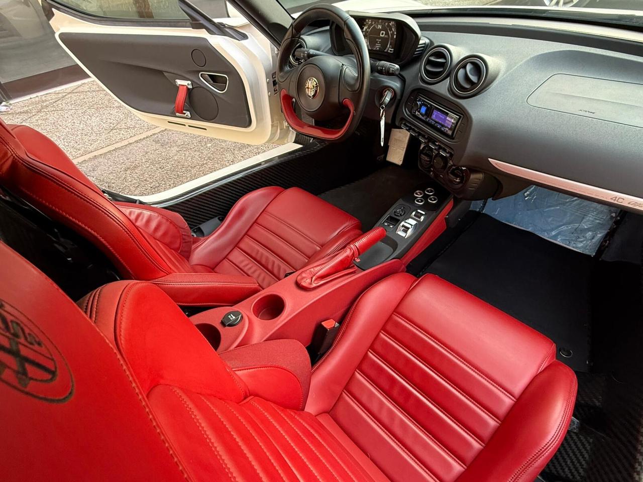 Alfa Romeo 4C 1750 TBi "SOLO 27.500 KM!!!"