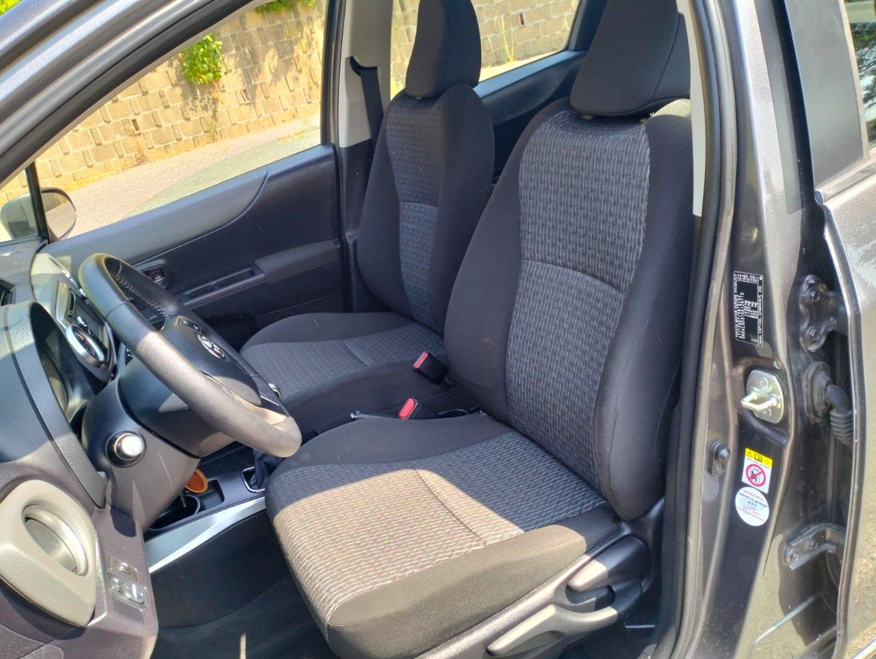 Toyota Yaris 5 Porte Yaris 5p 1.0 Lounge c/CL