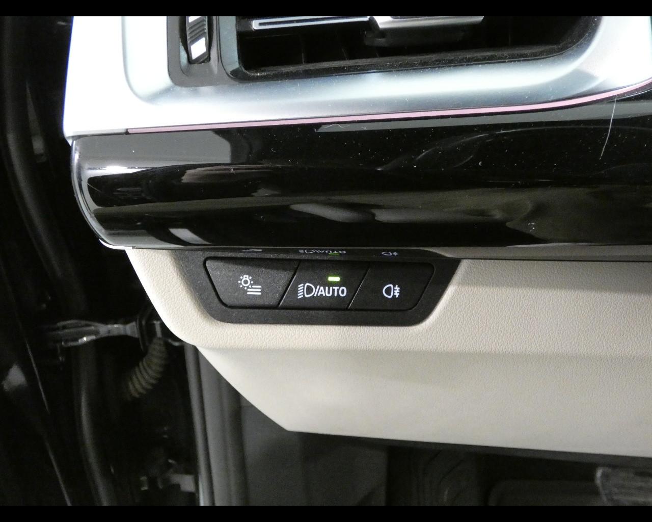 BMW Serie 2 A.T. (U06) - 218d Active Tourer Luxury