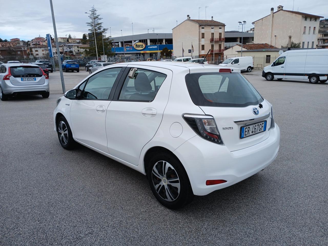 TOYOTA YARIS 1.5 HYBRID 5P LOUNGE BENZINA AUTO