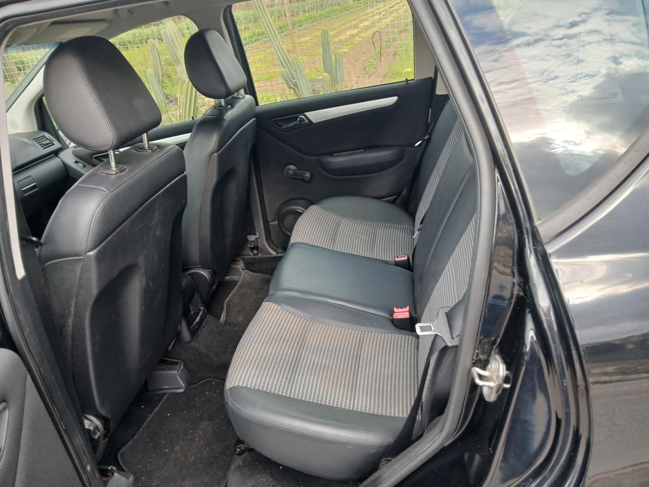 Mercedes-benz A 150 Avantgarde SOLO 135 Mila km