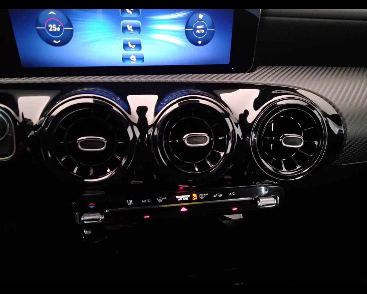 Mercedes-Benz Classe A - W177 2023 - A 180 d Advanced auto