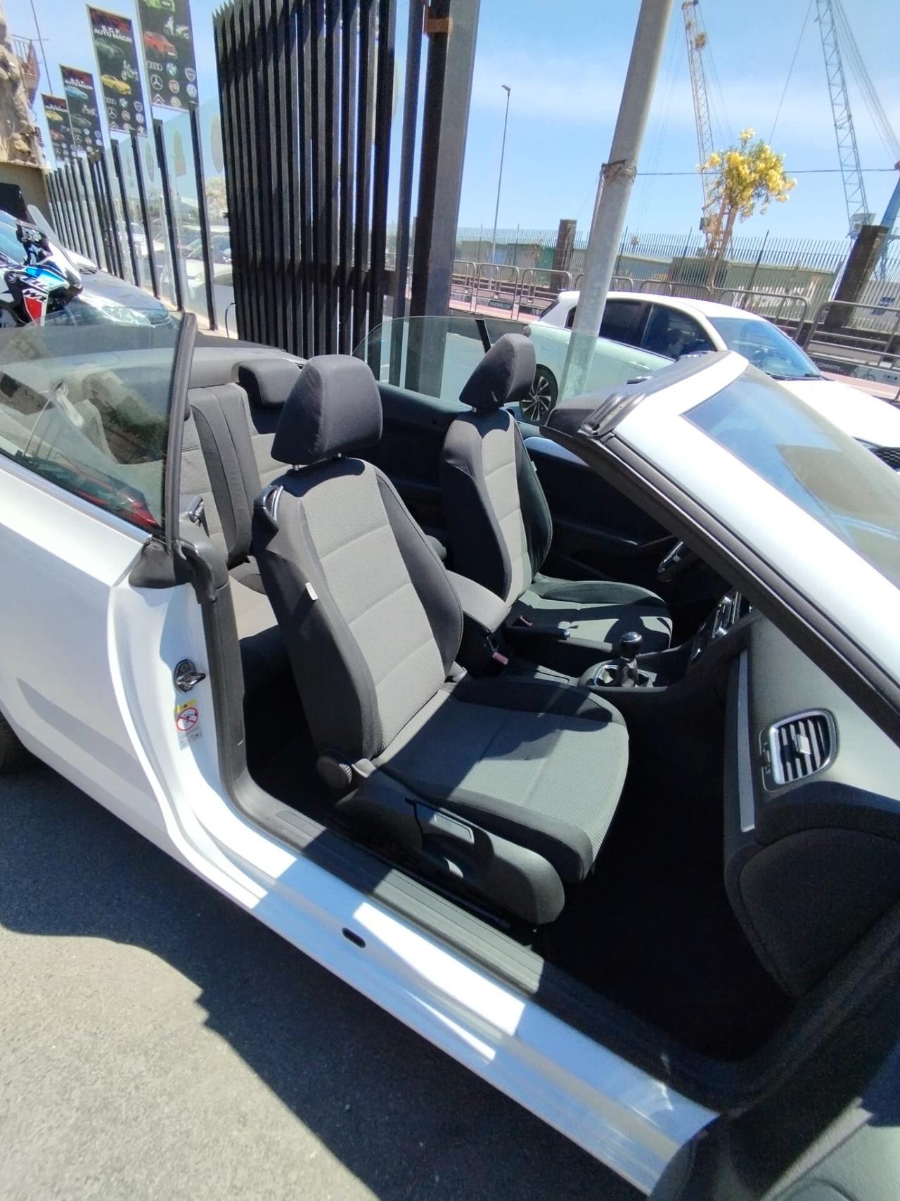 Volkswagen Golf Cabriolet 1.6 TDI DPF 3p. Highline