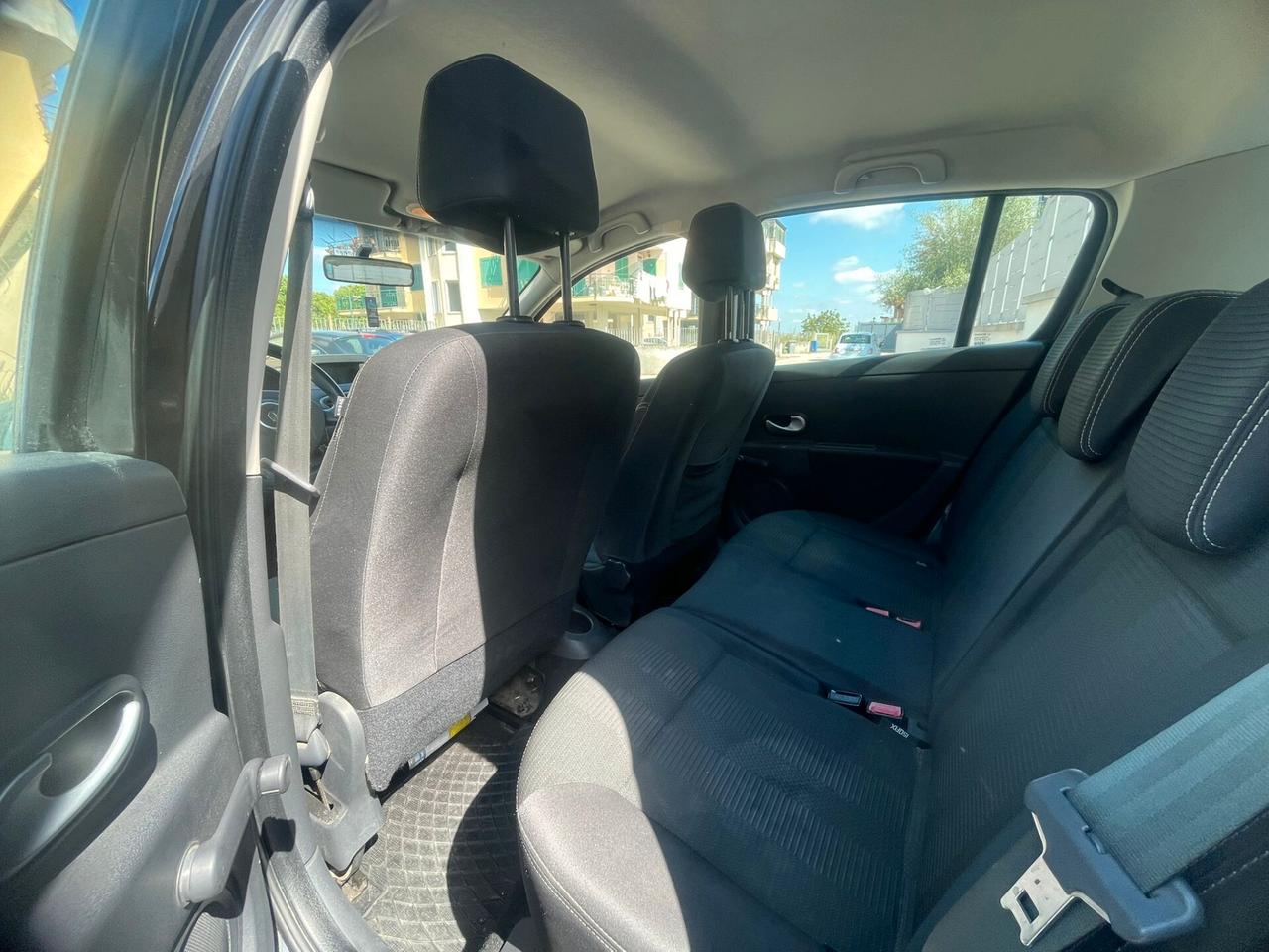 Renault Clio 1.2 16V 5 porte Luxe