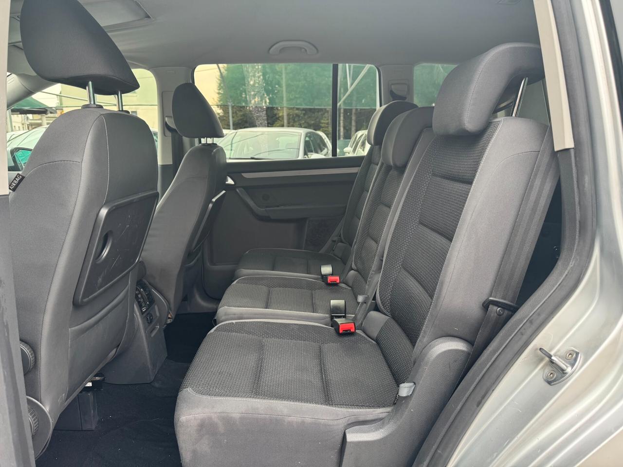 Volkswagen Touran 1.6 TDI DSG Comfortline