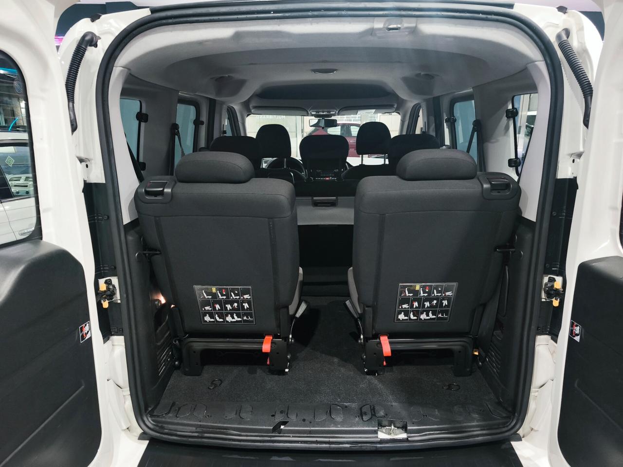 Fiat Doblò 1.6 MJT 120cv S&S Lounge 7 Posti 2019