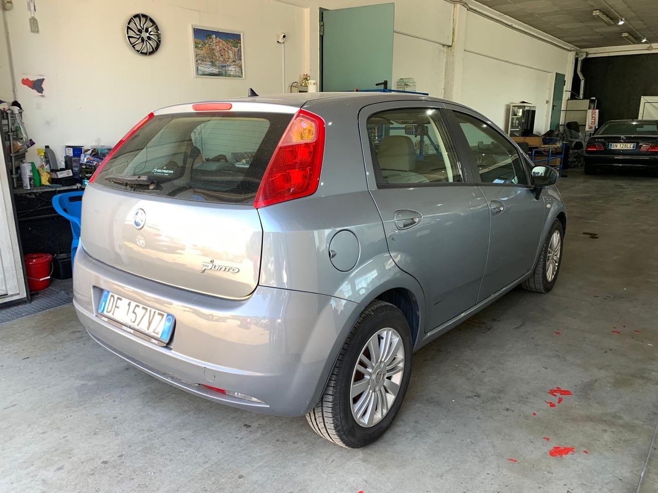 Fiat Grande Punto 1.4 Starjet 16V 5 porte Dynamic