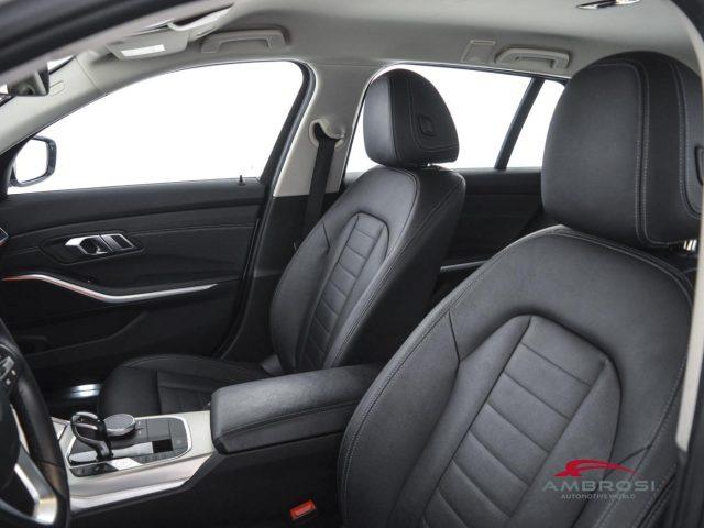 BMW 320 Serie 3 d 48V Luxury