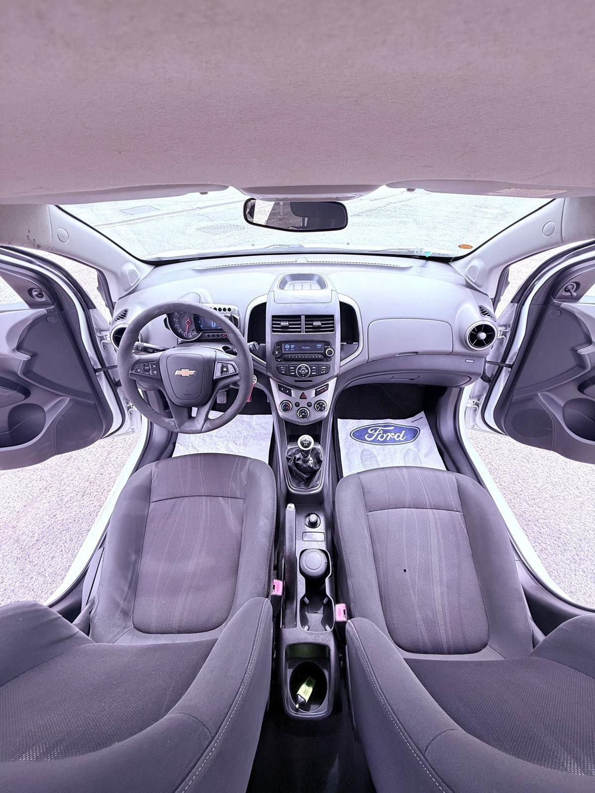 Chevrolet Aveo 1.2 86CV 5 porte Ok neopatentati