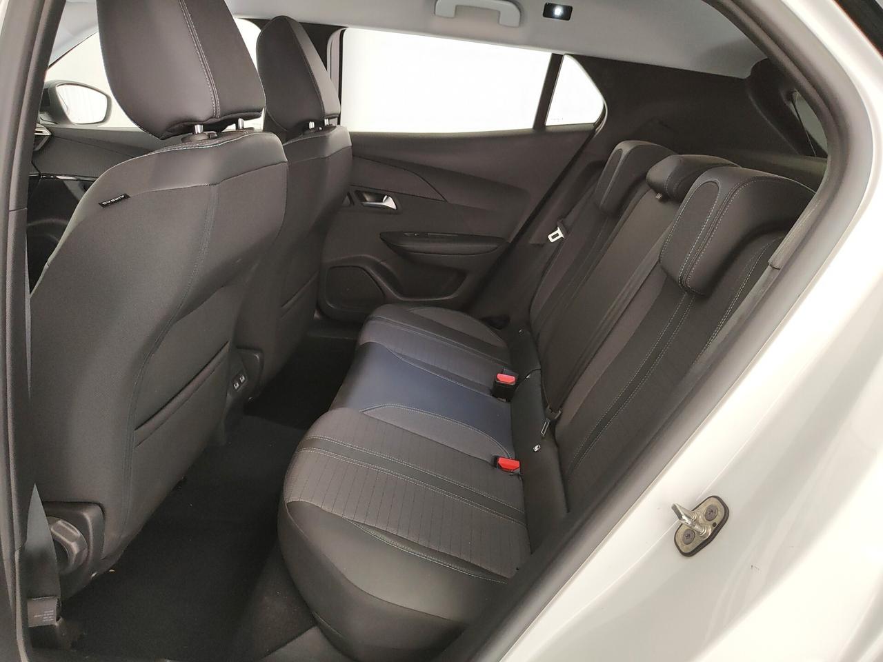 Peugeot 2008 PureTech 130 S&S EAT8 Allure