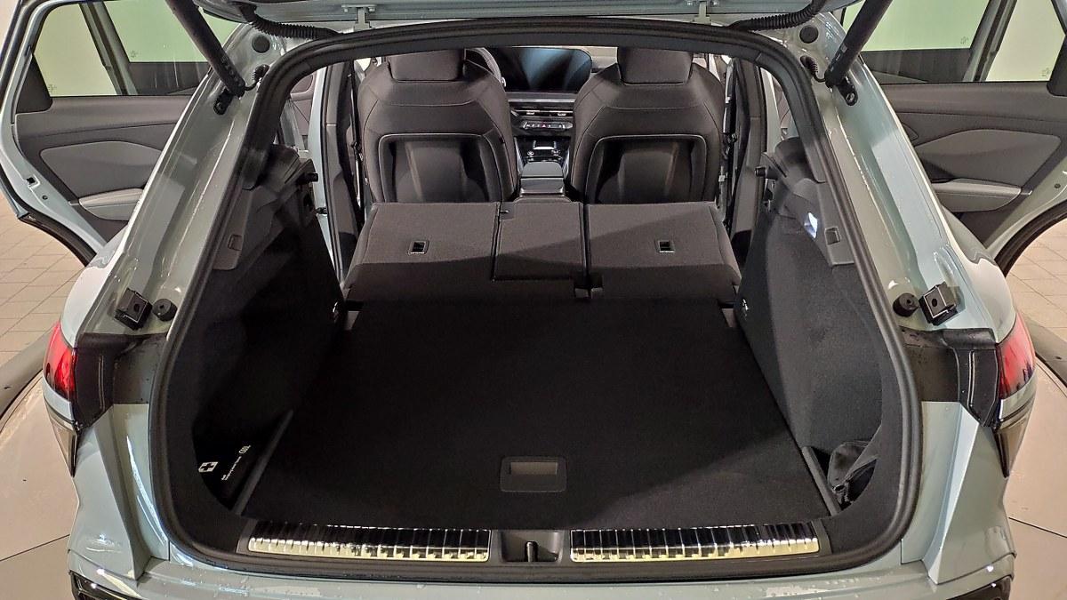 AUDI Q3 Tfsi 110 Kw Mhev S Tronic S Line Edition