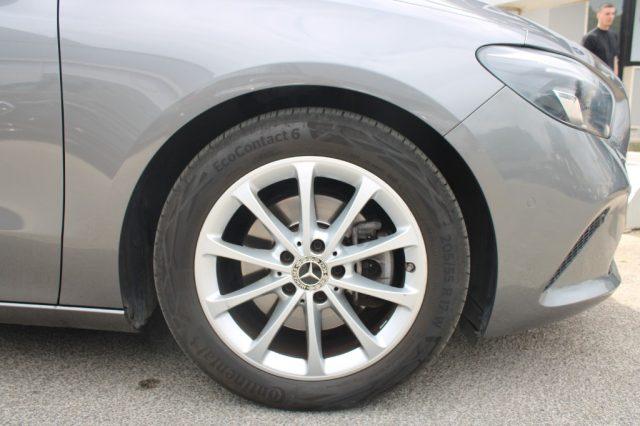 MERCEDES-BENZ B 180 d Automatic