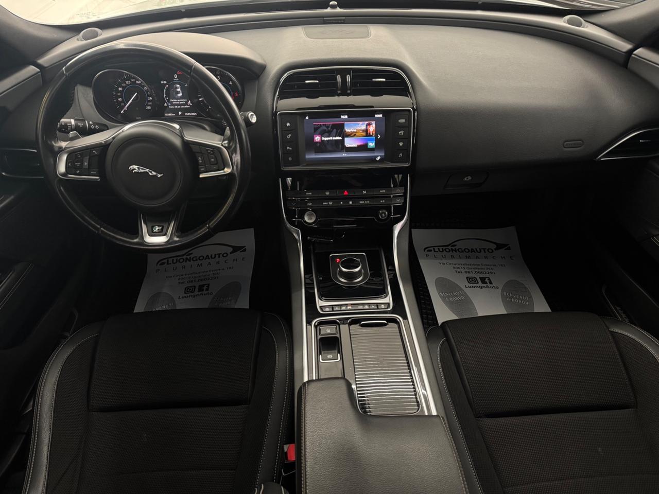 Jaguar XE 2.0 D 240 CV AWD aut. R-Sport