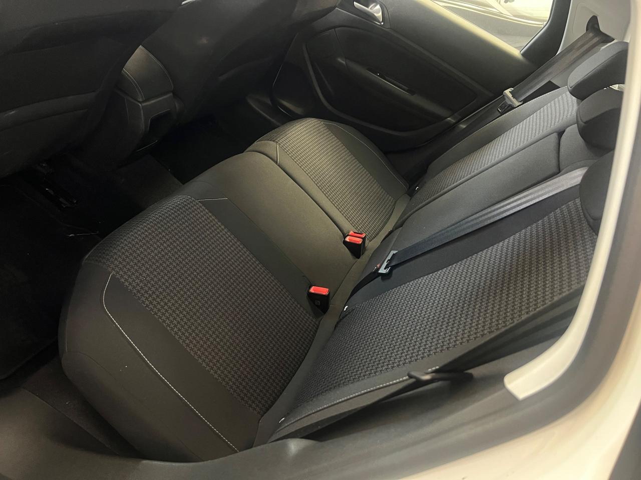 Peugeot 308 BlueHDi 130 S&S EAT8 SW Active Business