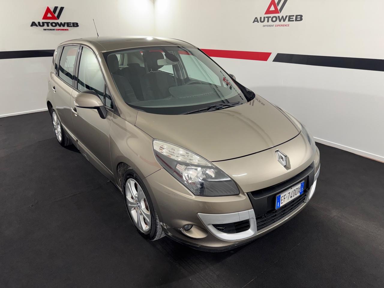 Renault Scenic Scénic X-Mod 1.4 TCe Luxe