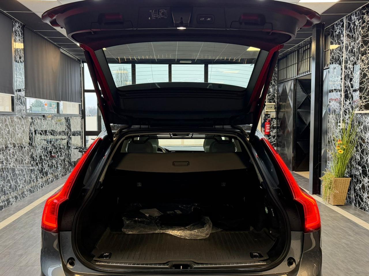 Volvo V90 Cross Country D5 AWD Geartronic Pro