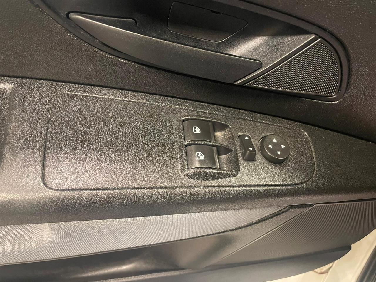 FIAT GRANDE PUNTO 1.2 - OK NEOPATENTATI - 110.000 KM ORIG