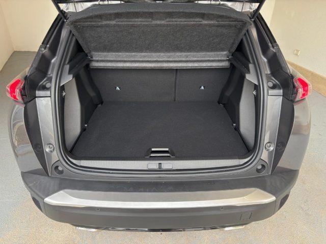 PEUGEOT 2008 PureTech 130 Allure Pack