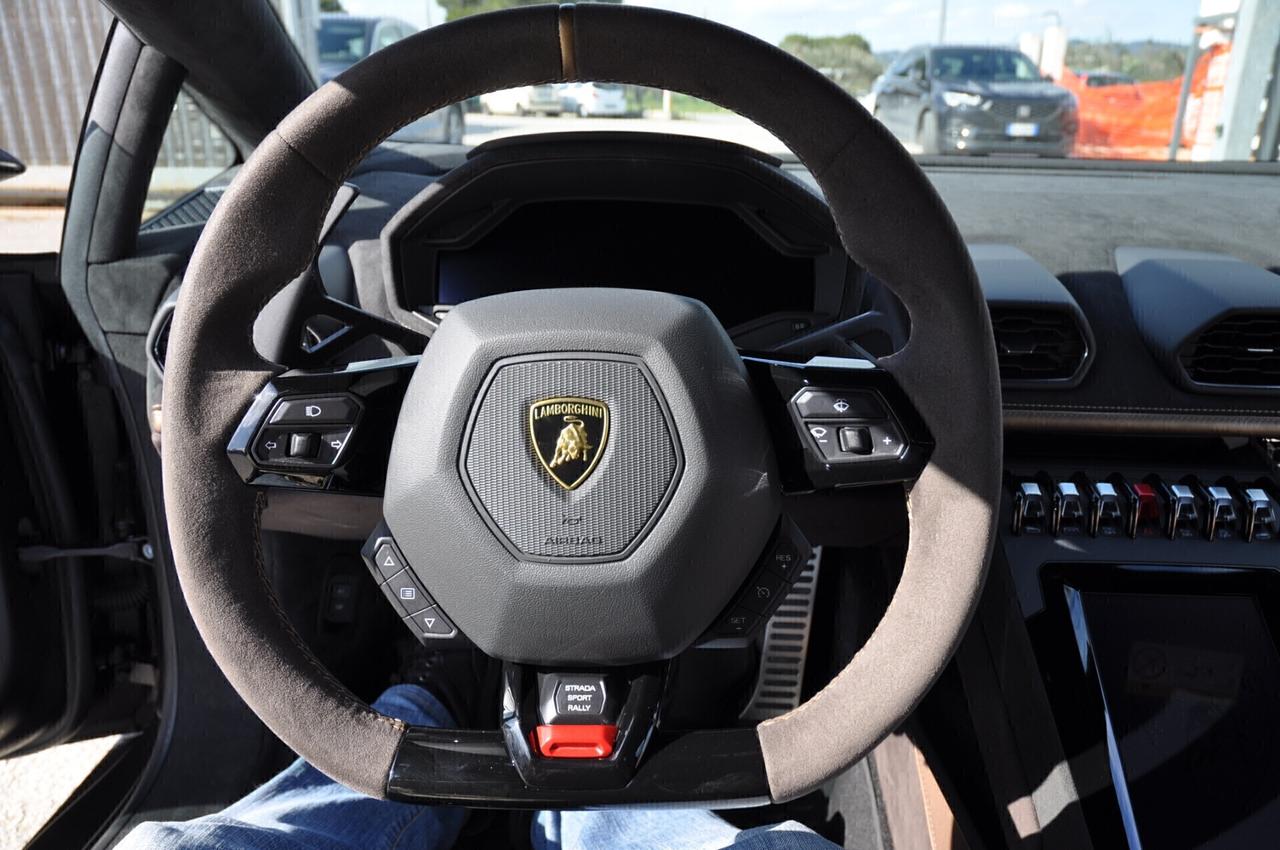 Lamborghini Huracan STERRATO Coupe 5.2 Evo 610 cv awd