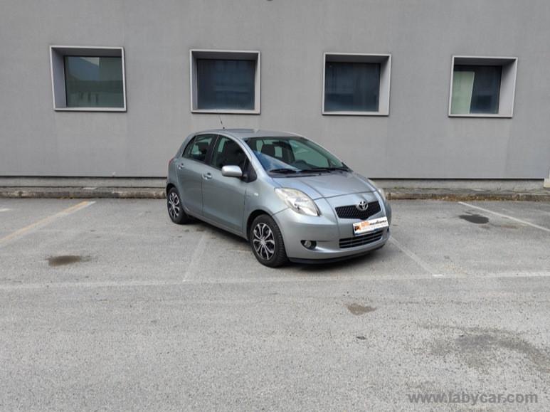 TOYOTA Yaris 1.4 D-4D 5p. AUTOMATICA NEOPATENTATI