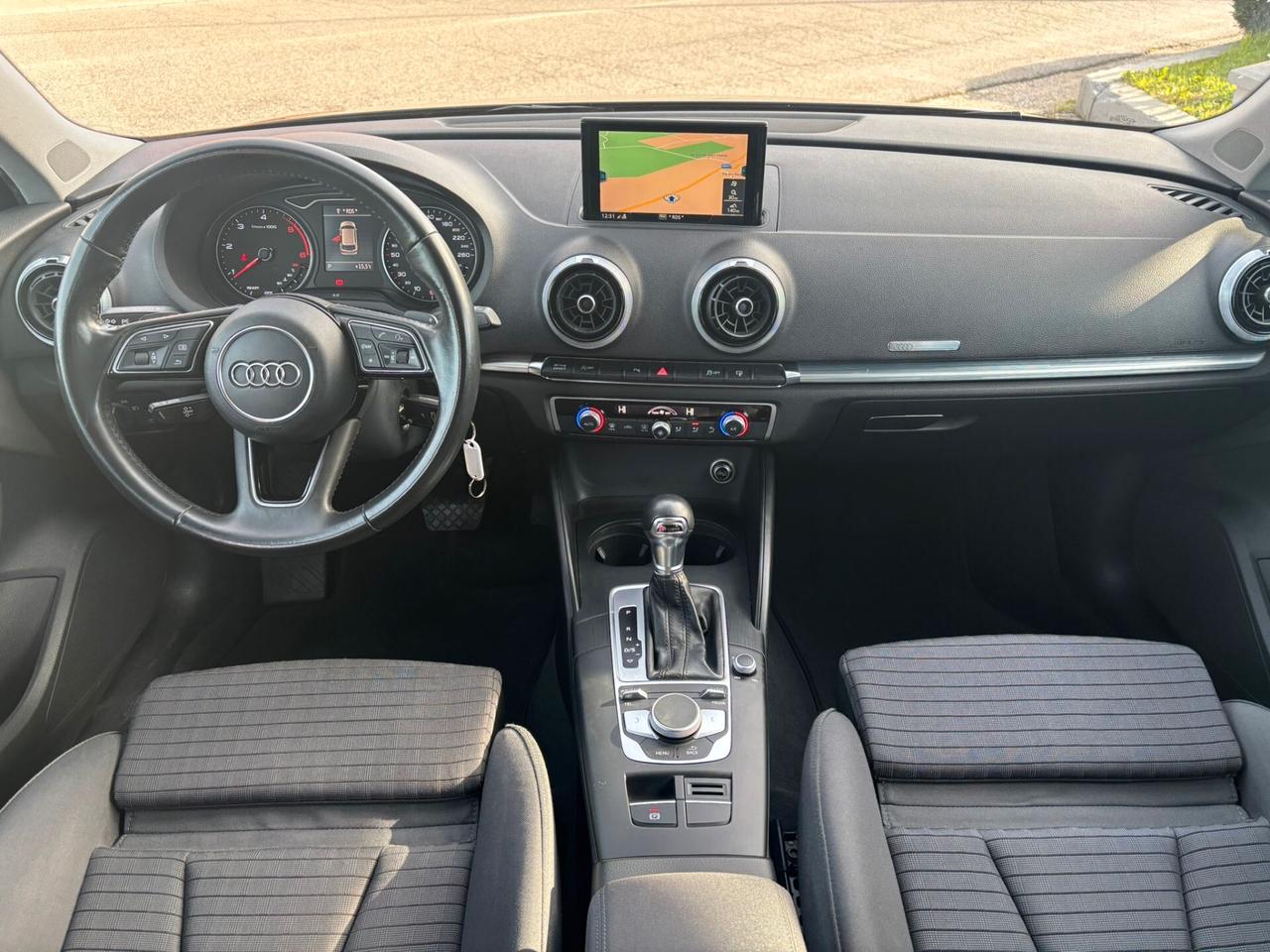 Audi A3 1.6 TDI 116 CV S tronic Sport