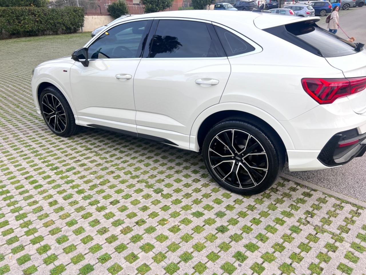 Audi Q3 SPB 35 2.0 TDI 150Cv S tronic S line edition