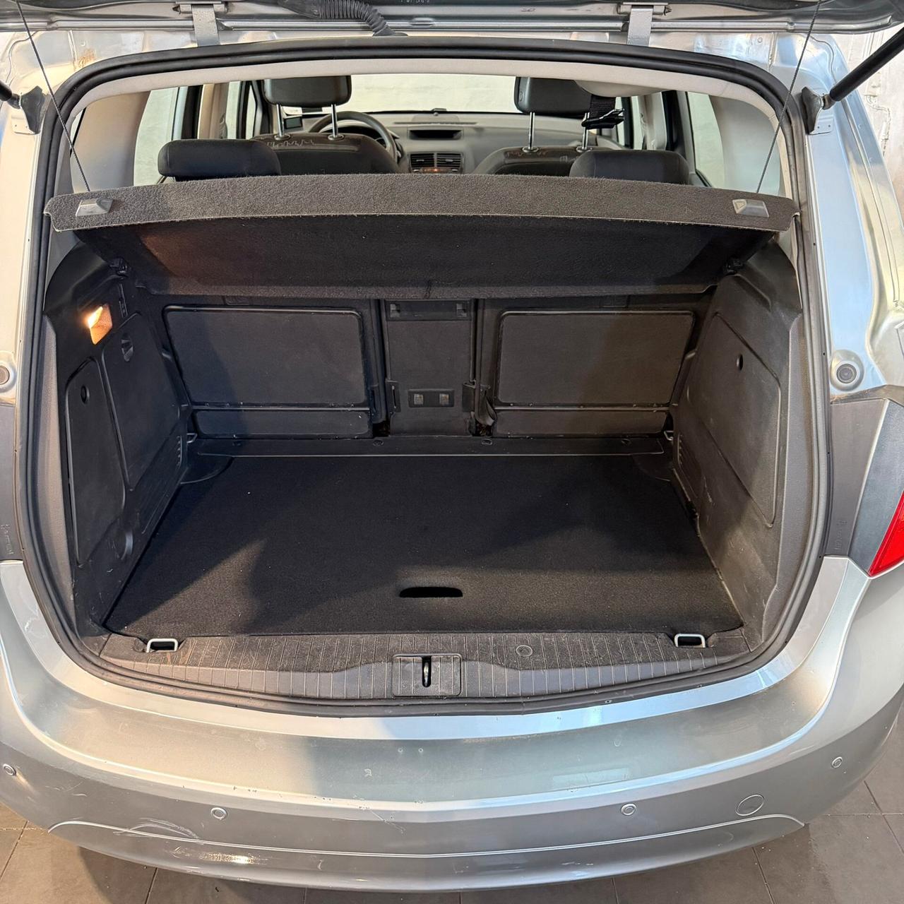 Opel Meriva 1.4 BENZINA NEOPATENTATI