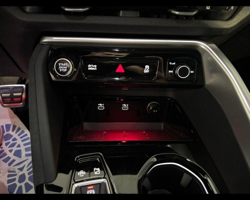 Audi Q5 3ª serie TDI 150 kW mHEV+ S tronic quattro S line edition