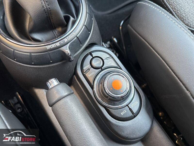 MINI Mini 3 porte 1.5 Cooper D 116 Cv Hype Autom.- LED, Navi, Cruise ecc