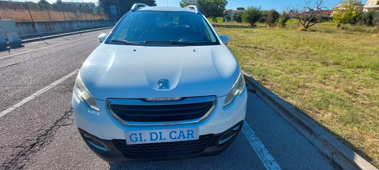 PEUGEOT 2008 1,2 BENZINA GIUDABILE DA NEOPATENTATI TELEFONO NAVIGATORE IMPECCABILE
