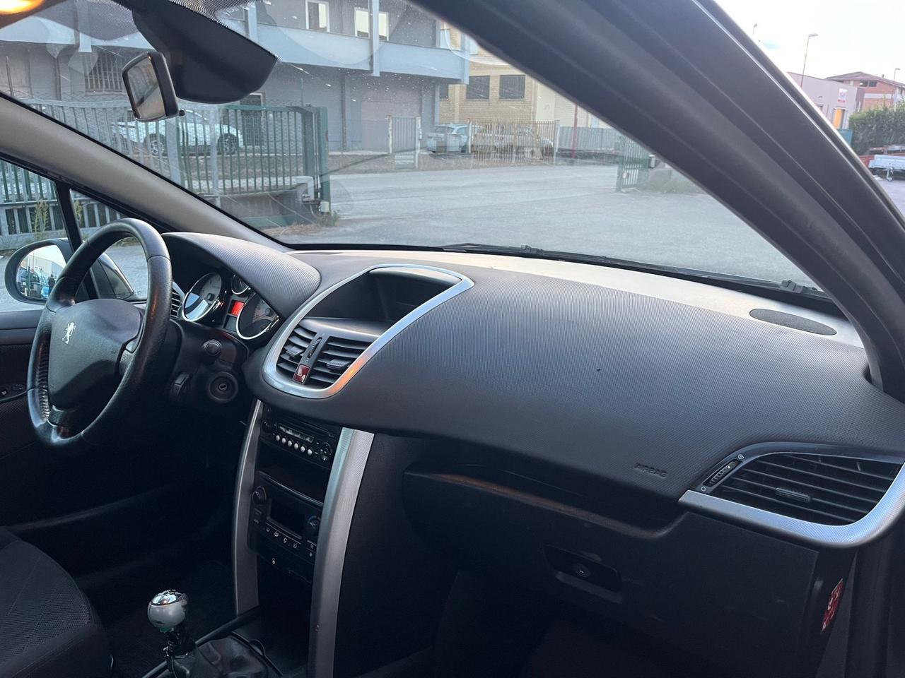Peugeot 207 1.6 HDi 90CV 5p. XS
