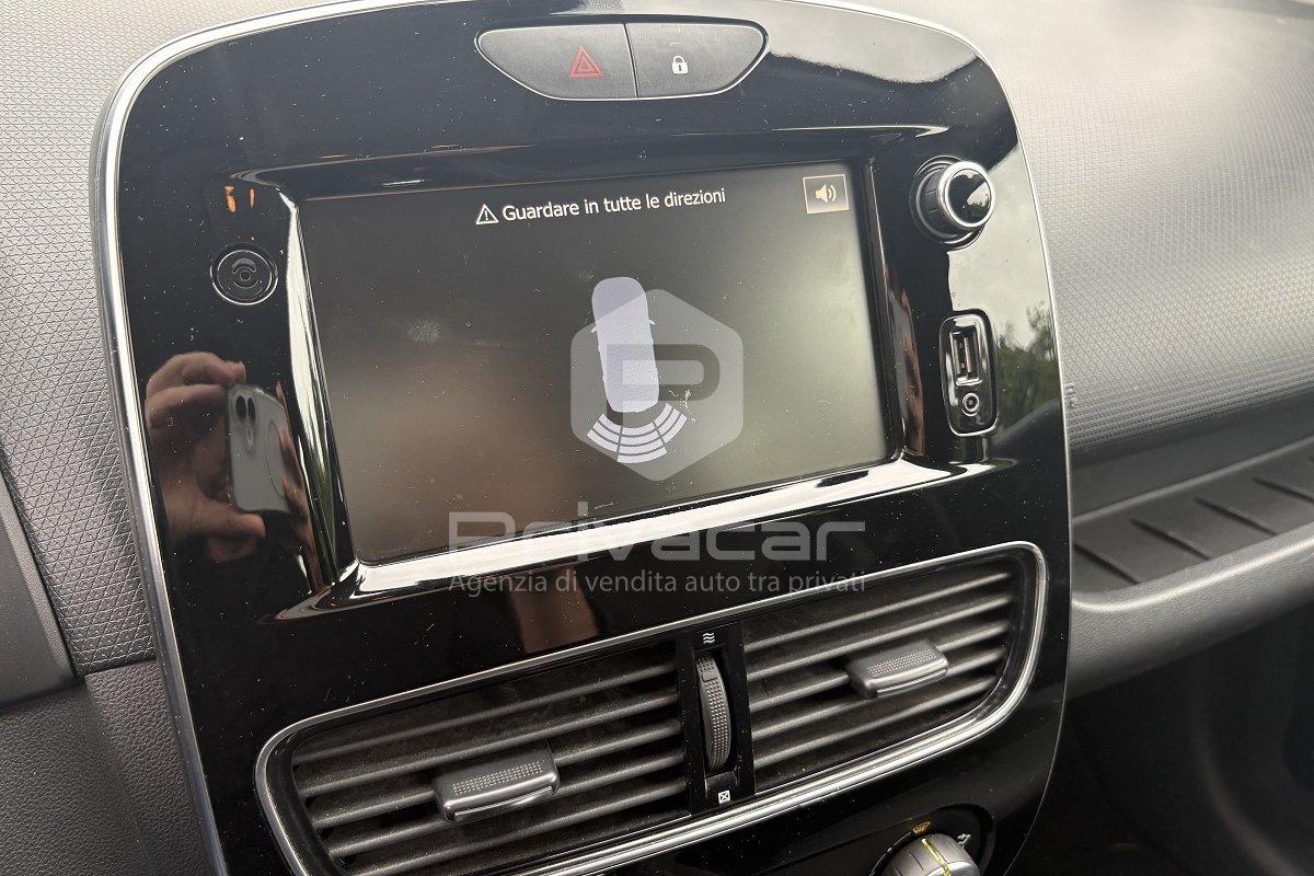 RENAULT Clio dCi 8V 90 CV EDC 5 porte Moschino Intens