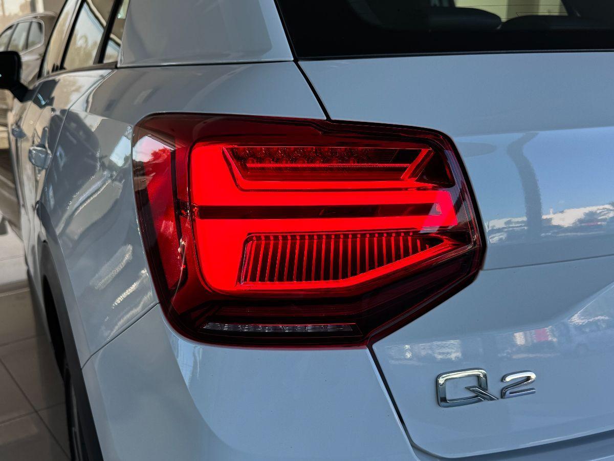 AUDI Q2 2.0 TDI S-tronic Edition Cockpit 2022