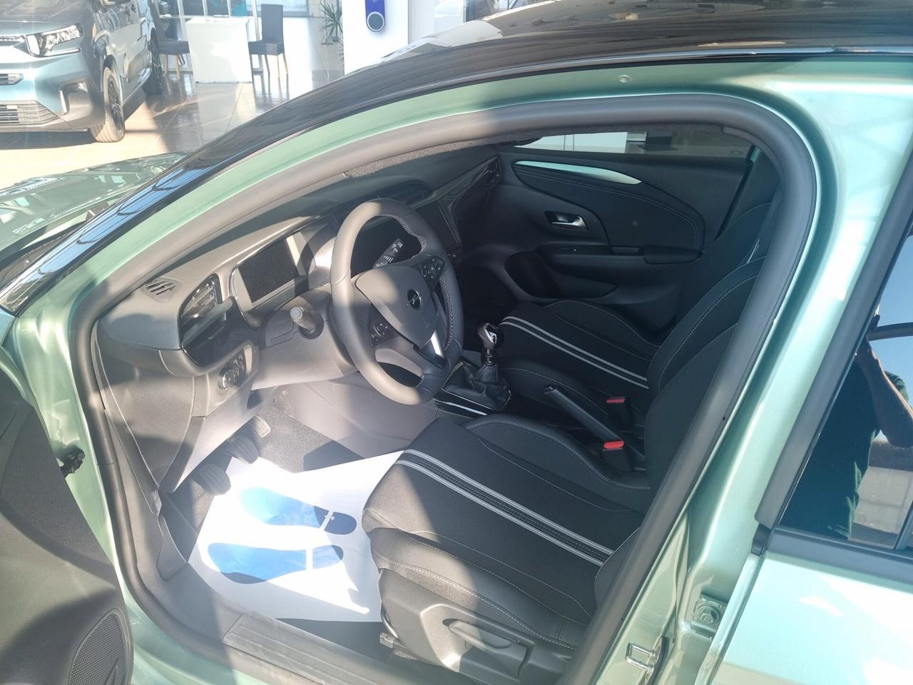Opel Corsa 1.2 100 CV YES