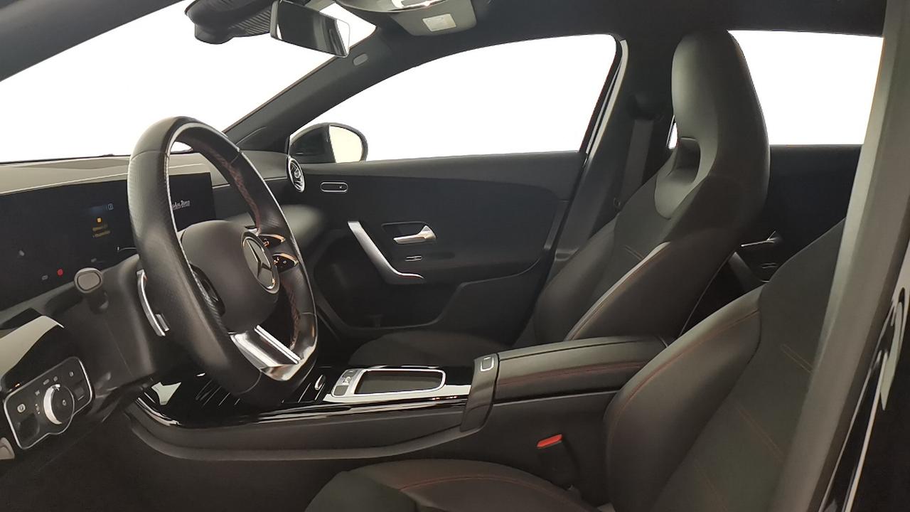 Mercedes-Benz Classe A - W177 2023 - A 200 d AMG Line Advanced Plus auto