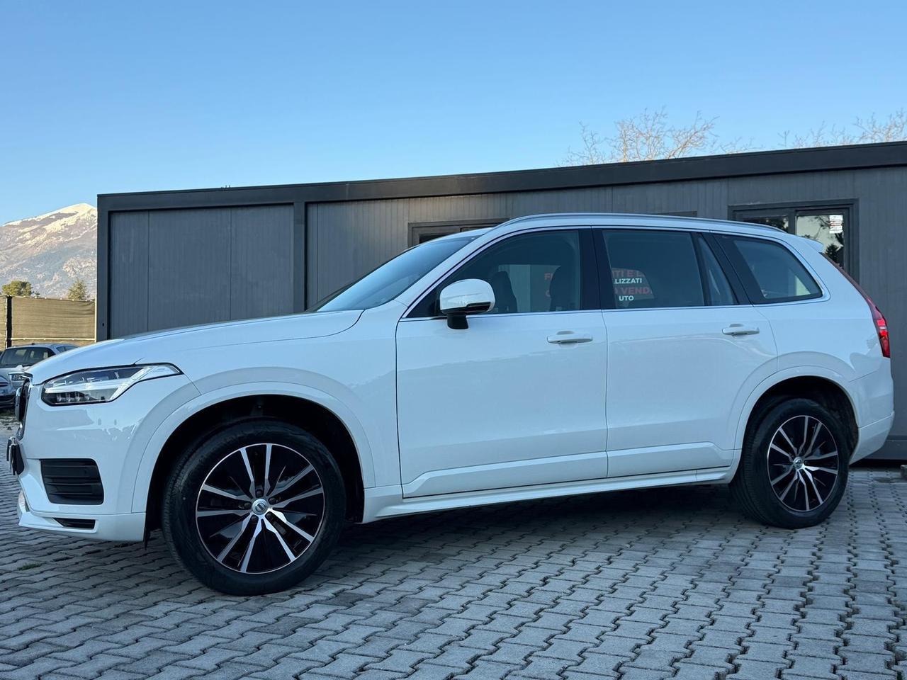 VOLVO XC90 MOMENTUM AWD IVA ESPOSTA