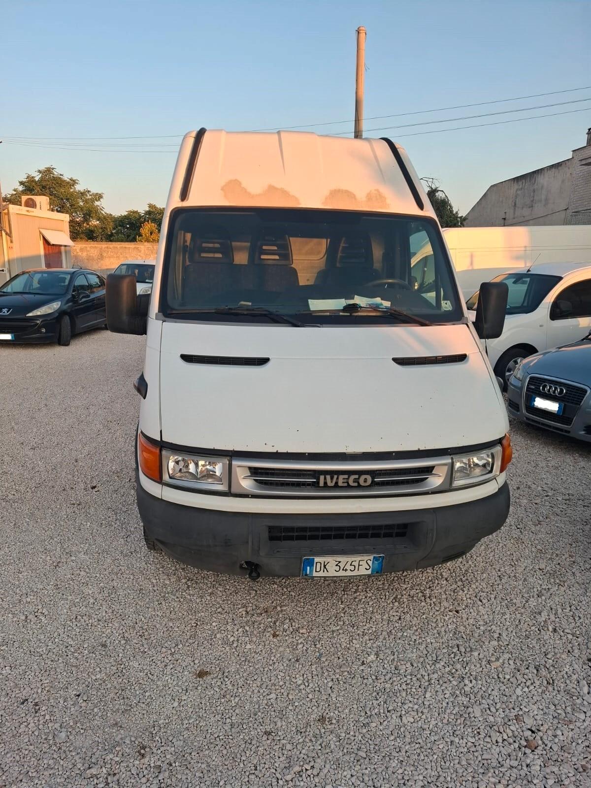 Iveco Daily 35C14/BarTor3.0Hpi TDI PLM-RG Cab