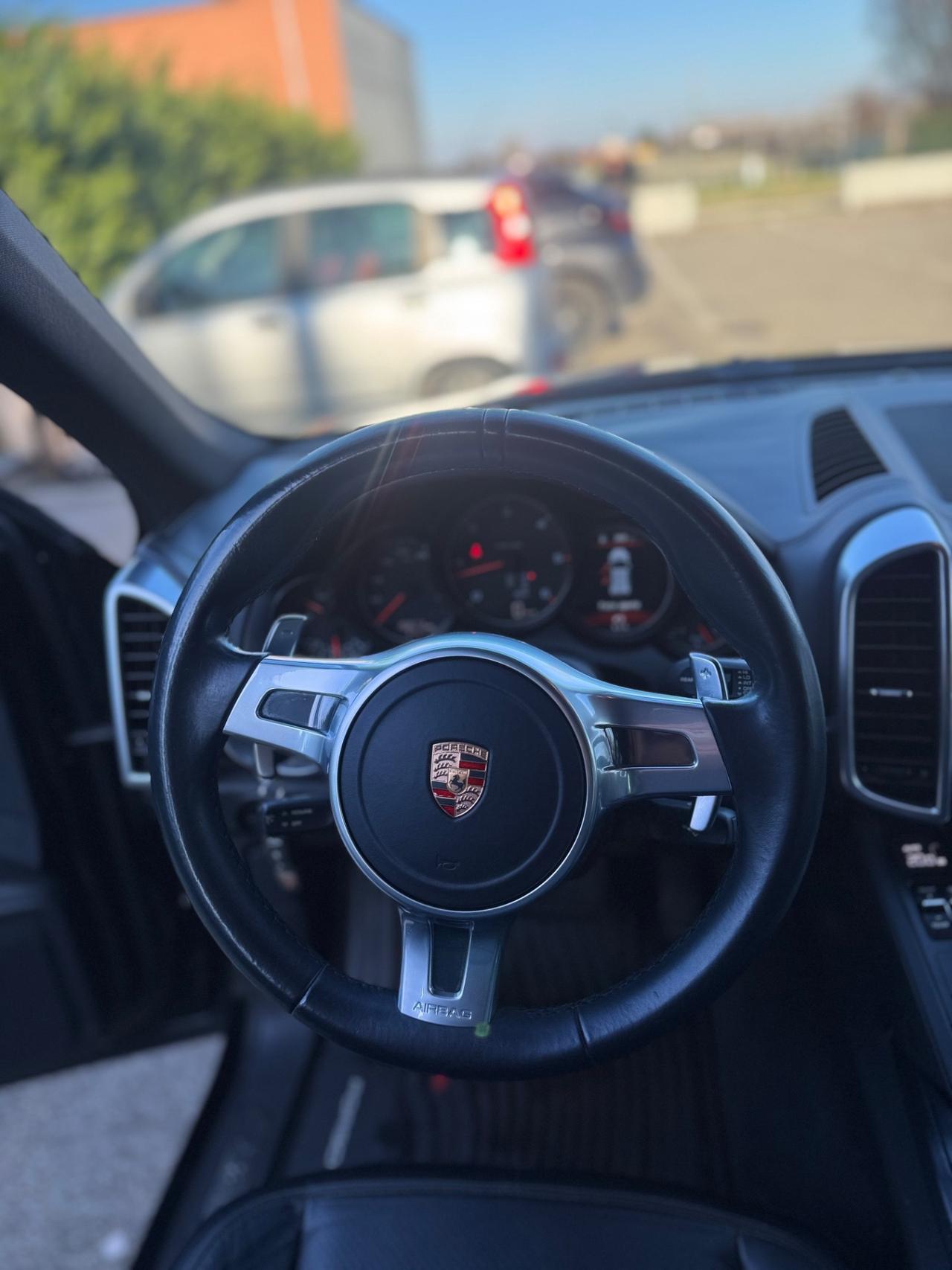 PORSCHE CAYENNE 3.0 Diesel 250CV Platinum Edition