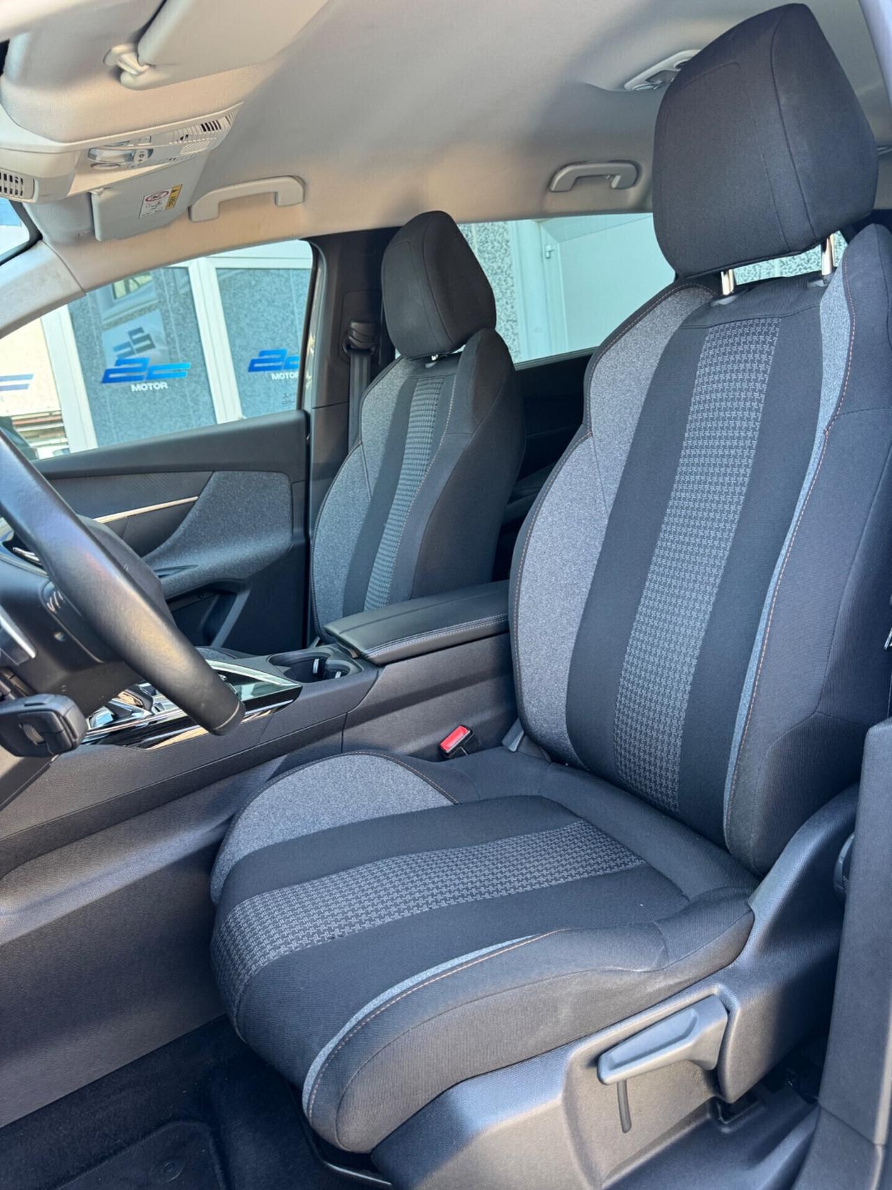 PEUGEOT 5008 7 POSTI BlueHDi 130 Business EAT8 S/S automatica