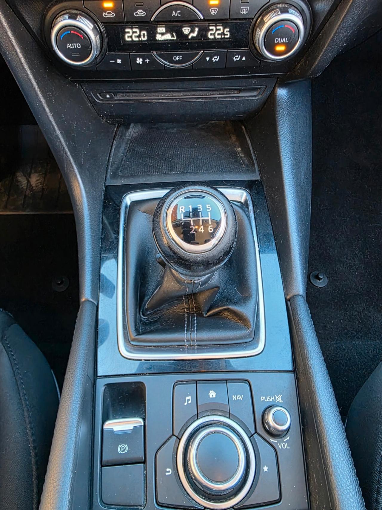Mazda 3 Mazda3 2.2 Skyactiv-D Exceed