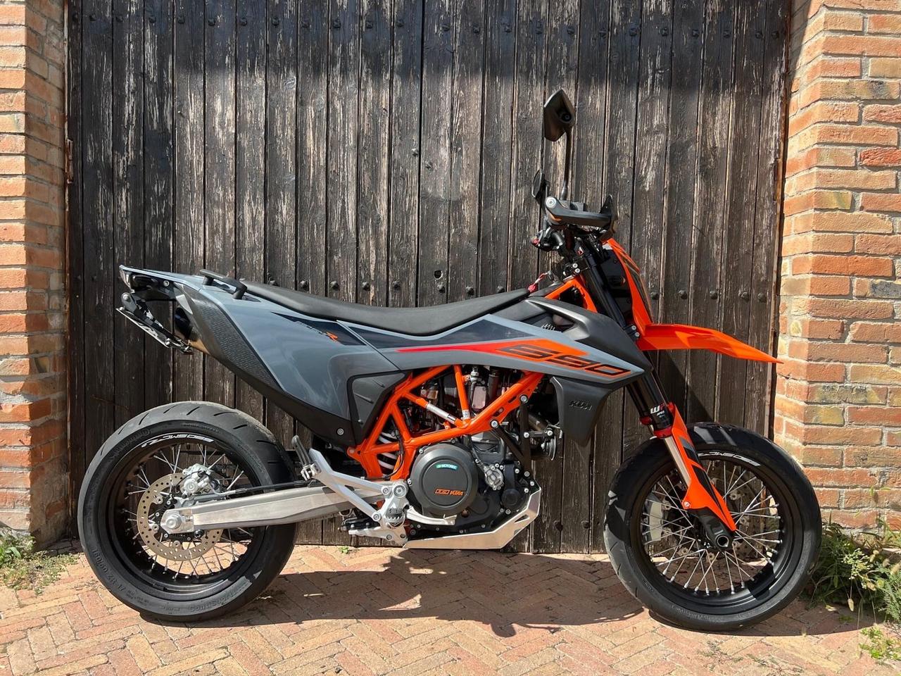KTM 690 SMC
