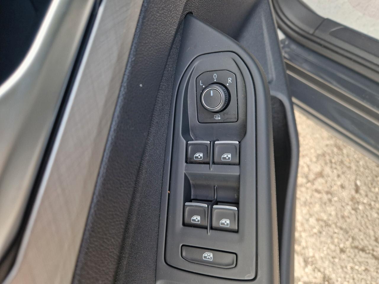 Volkswagen Golf 1.0 eTSI EVO DSG Life