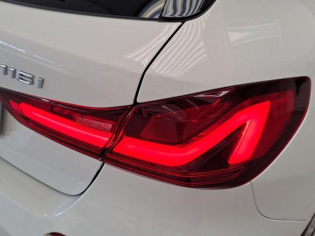 BMW 116 i 5p. Advantage Aut.