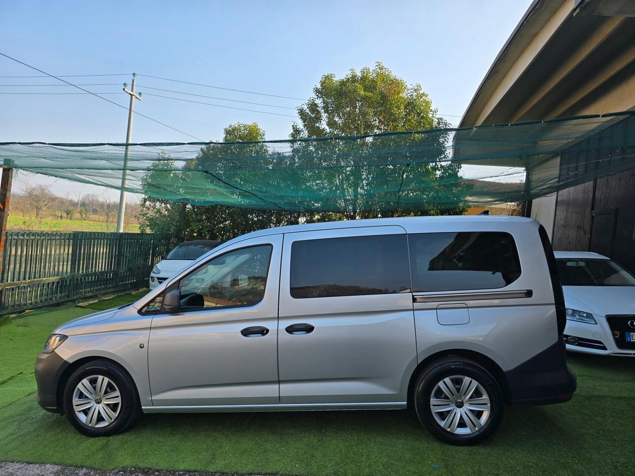 VW Caddy maxi 2.0 TDI 102CV 5POSTI AUTOVETTURA-2022