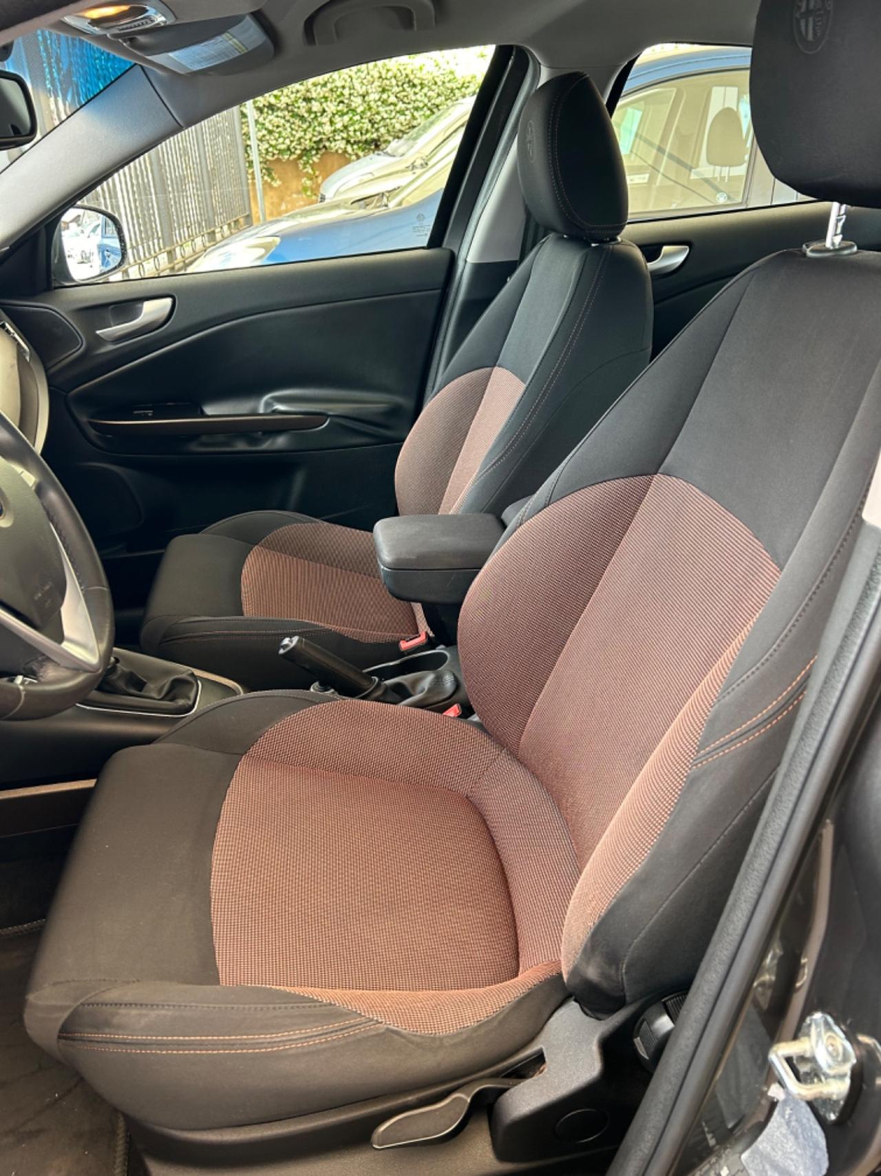 Alfa Romeo Giulietta 1.6 JTDm-2 105 CV Exclusive
