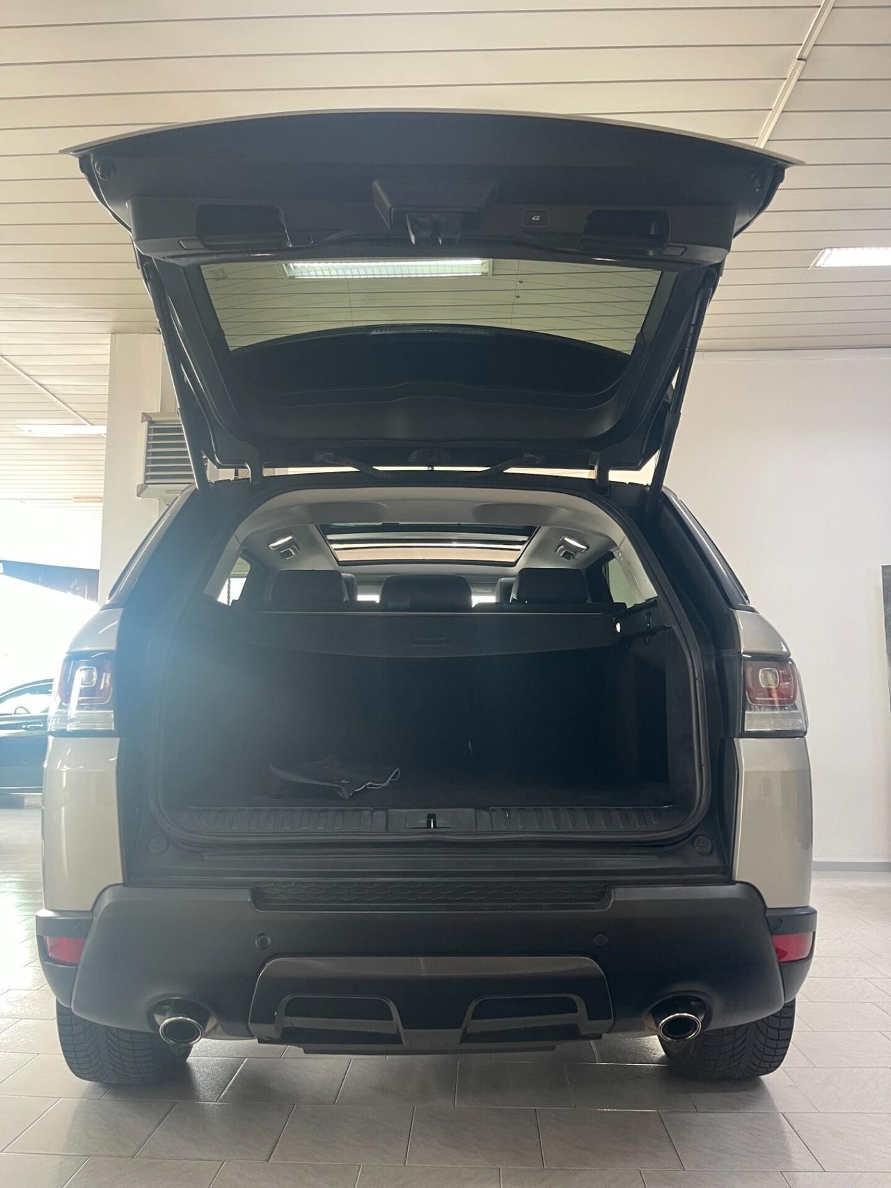Land Rover Range Rover Sport 3.0 TDV6 HSE Dynamic